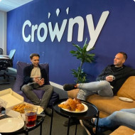 Crowny | Earn crypto - Office Dave Steph Croissant.